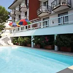Touring Apartahotel Grado