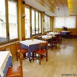 Touring Apartahotel