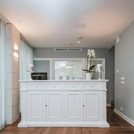 Touring 4* Градо