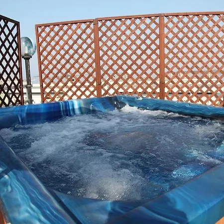 Touring Hotel apartamentowy 4*