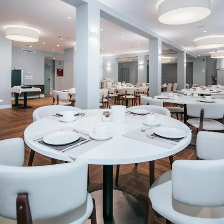 Touring Отель 4*