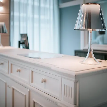 Отель Touring 4*