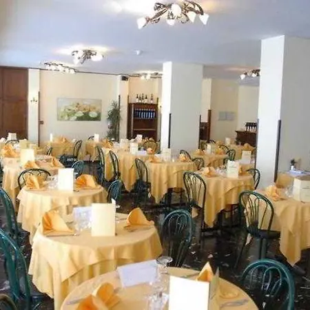 Hotel apartamentowy Touring 4*