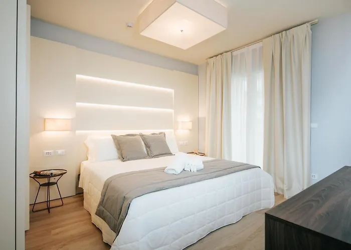 Touring Ξενοδοχείο με διαμερίσματα 4*