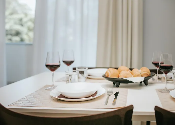 Ξενοδοχείο με διαμερίσματα Touring 4*